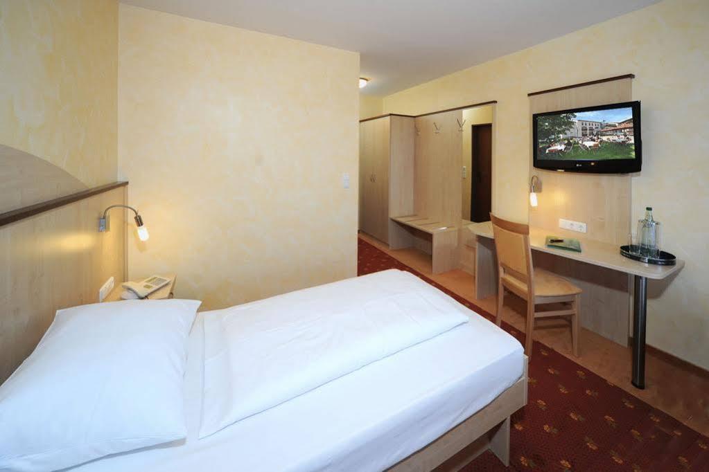 Hotel Wolfringmuehle Fensterbach Ngoại thất bức ảnh